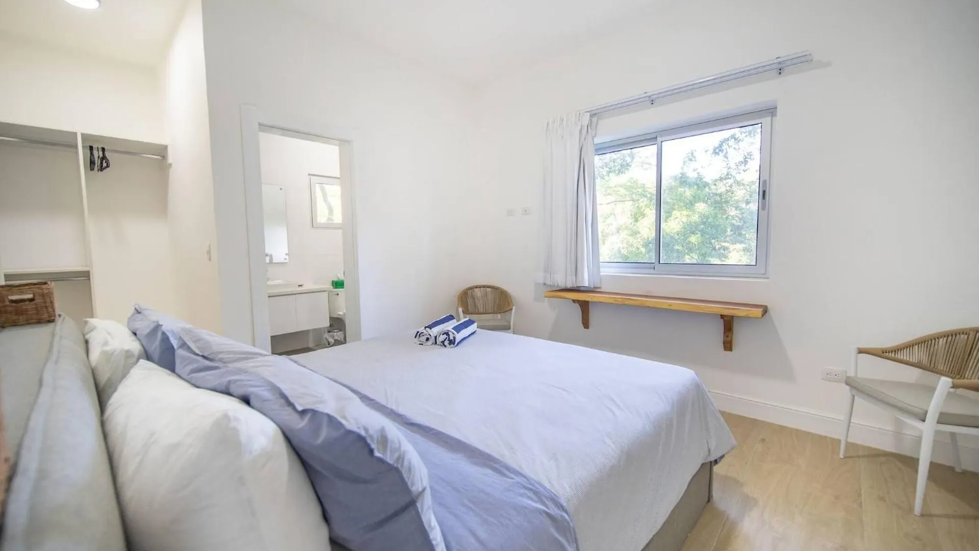 Caribbean Breeze - 2Br Apartment Close To Beach Sosúa 0*,  도미니카 공화국